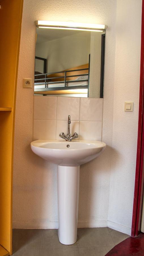 Auberge De Jeunesse Hi Nice Les Camelias Εξωτερικό φωτογραφία