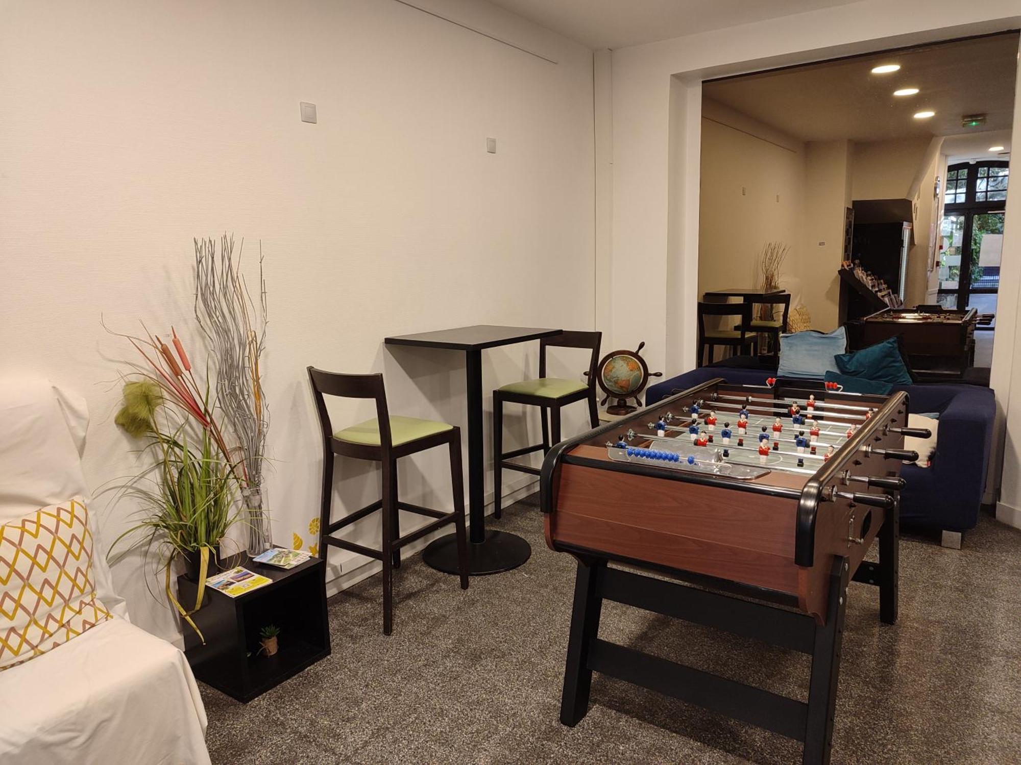 Auberge De Jeunesse Hi Nice Les Camelias Εξωτερικό φωτογραφία